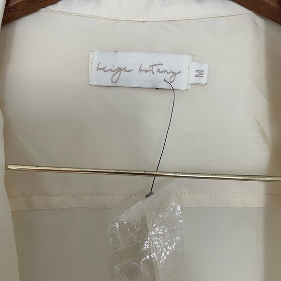 Collared Wrap Blouse - Medium - Picture 3 of 3